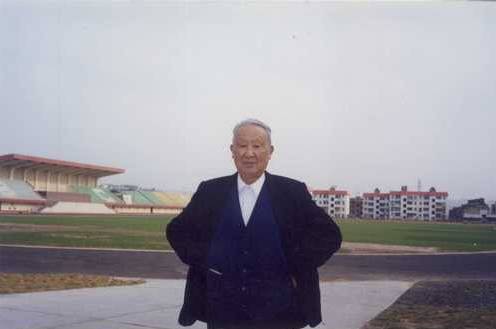《时病论歌括新编》作者周选堂,照片2